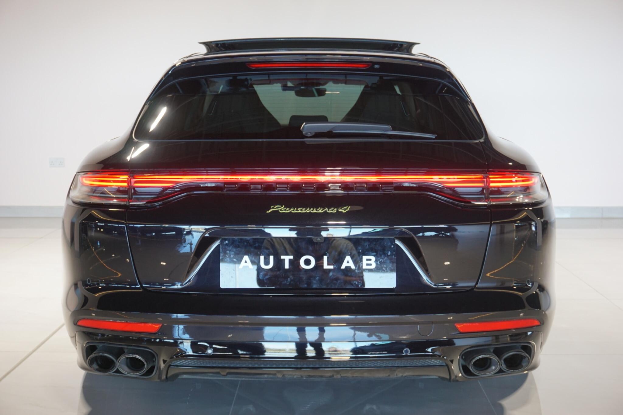 Porsche Panamera 2.9 V6 E-Hybrid 17.9kWh 4 Platinum Edition Sport Turismo 5dr Petrol Plug-in Hybrid PDK 4WD Euro 6 (s/s) (462 ps)